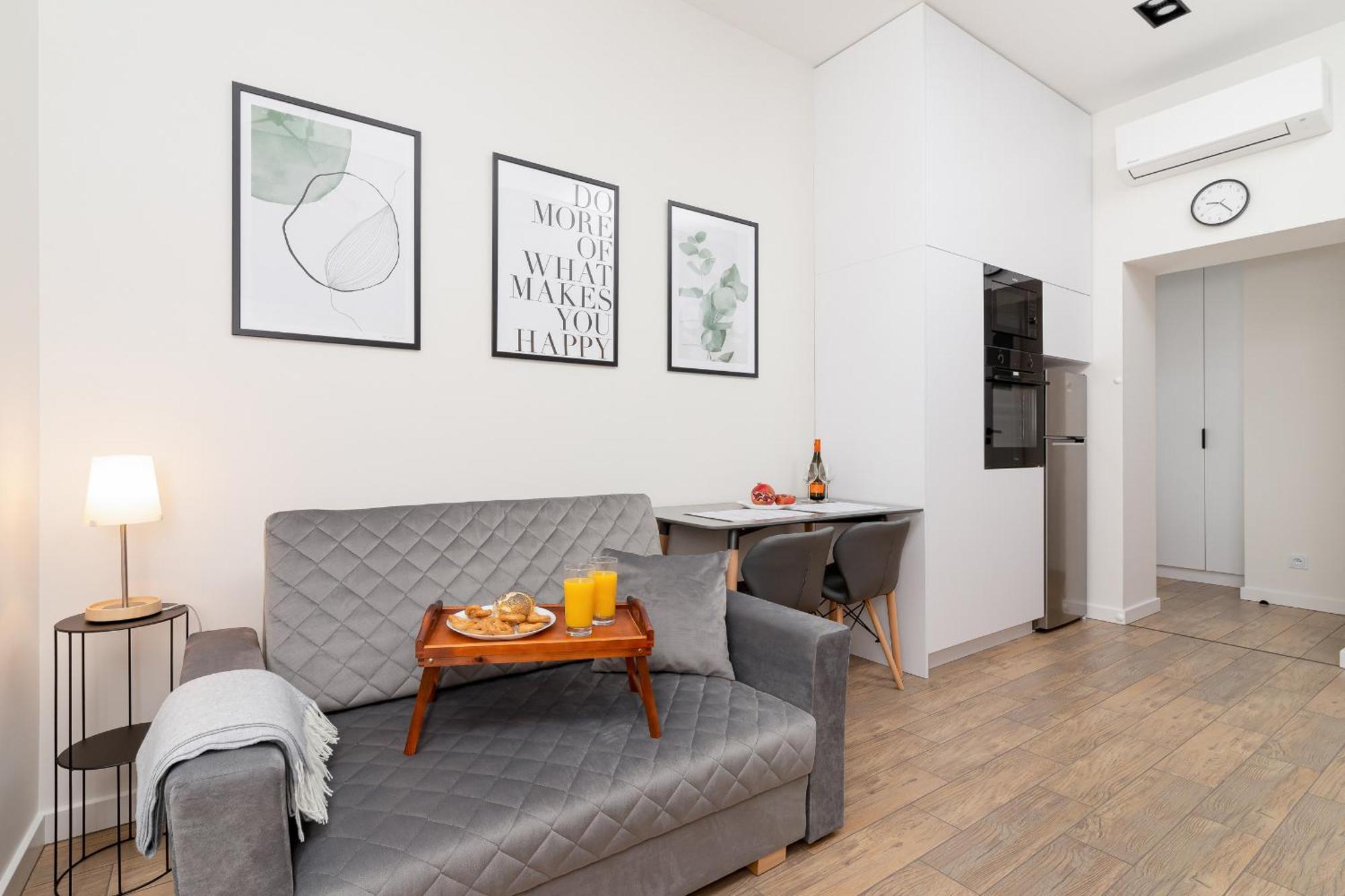 Studio Wawrzynca By Renters Apartment Krakow